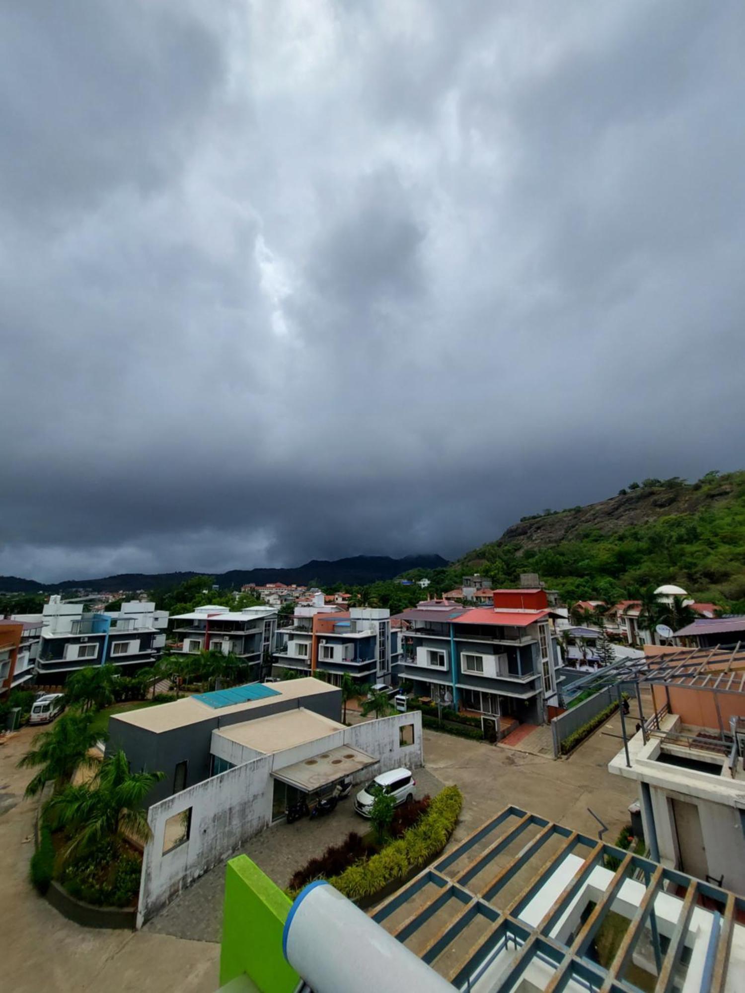 Divine Bliss Villa Lonavala Buitenkant foto